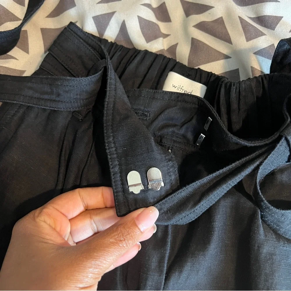 Aritzia Wilfred‎ Kafka Belted Linen Blend Pleated Cargo Pants Black Size 00